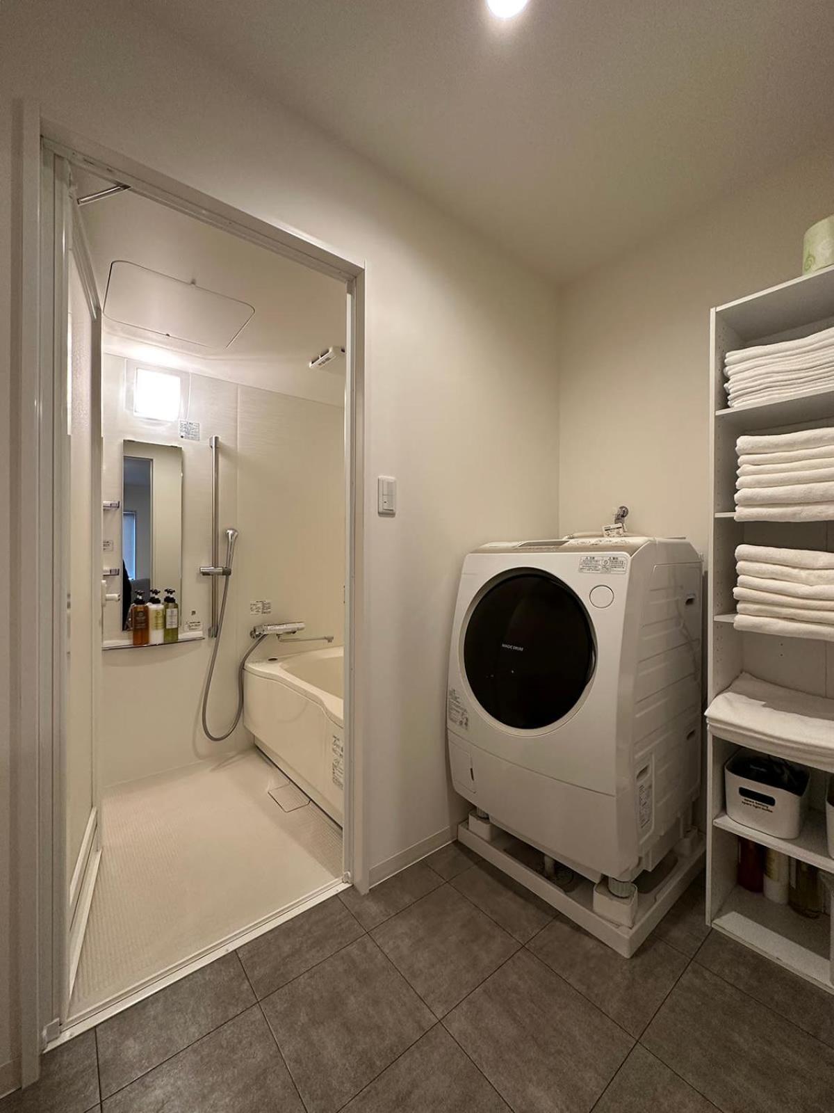Bhotel Kaniwasou 201 2Br Apt, Near Itsukushima Shrine, For 12 Ppl Хатсукаичи Екстериор снимка
